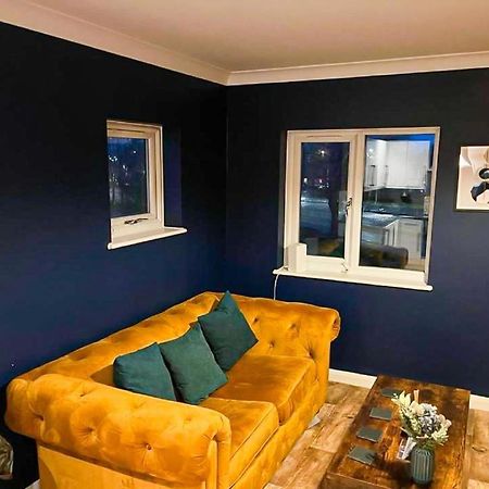 Stylish & Modern Apartment - Southend Stays Extérieur photo